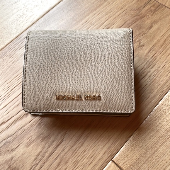 Michael Kors Handbags - Michael Kors Wallet